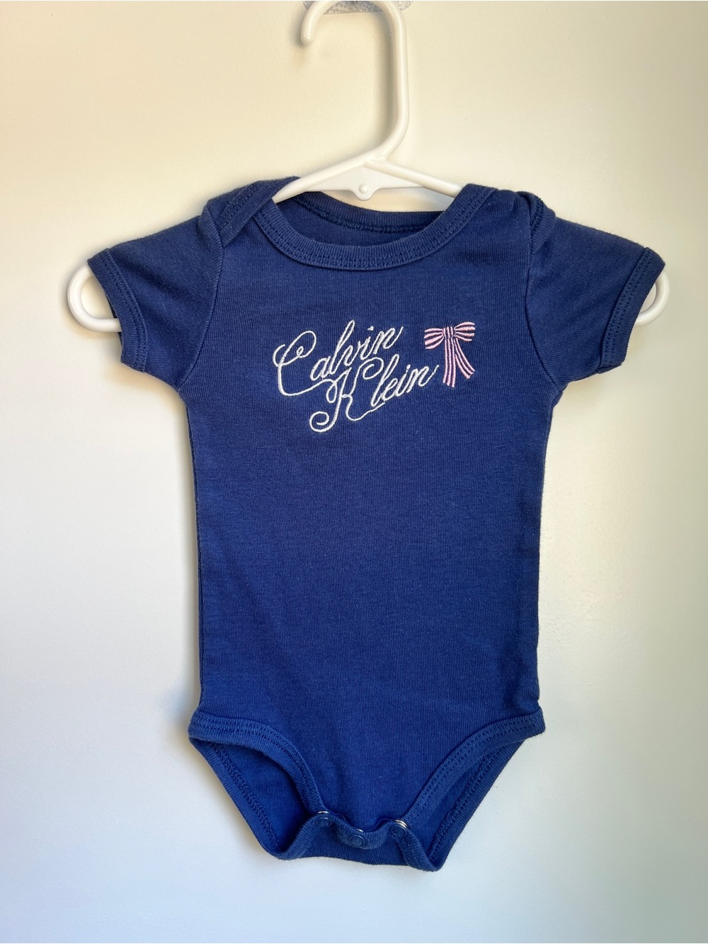 Calvin Klein Baby Girl 0-3 Months Blue Logo Bow Short Sleeve Bodysuit